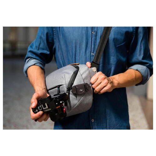 Peak-Design-Capture-Clip-Plate-Schwarz-03.jpg Peak-Design-Capture-Clip-Plate-Schwarz-03.jpg