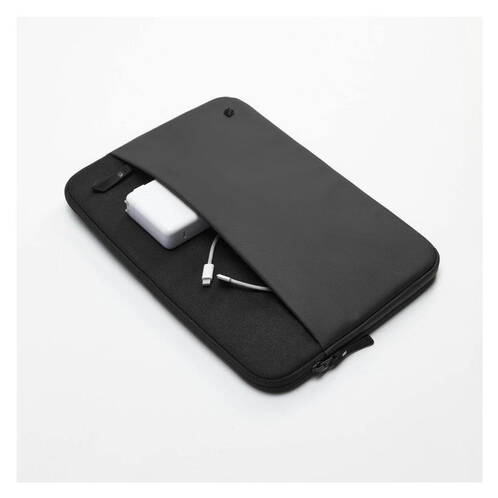 Incase-A-R-C-Sleeve-MB-Pro-16-2-M4-Pro-2024-Schwarz-05.jpg Incase-A-R-C-Sleeve-MB-Pro-16-2-M4-Pro-2024-Schwarz-05.jpg