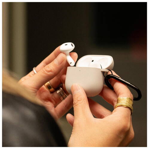Native-Union-Active-Case-AirPods-4-Generation-Sandstein-06.jpg Native-Union-Active-Case-AirPods-4-Generation-Sandstein-06.jpg