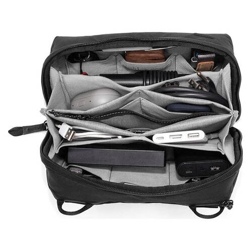 Peak-Design-Tech-Pouch-Schwarz-04.jpg