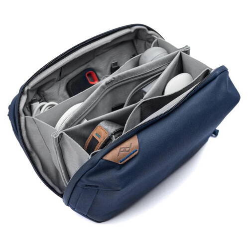 Peak-Design-Tech-Pouch-Mitternachtsblau-03.jpg