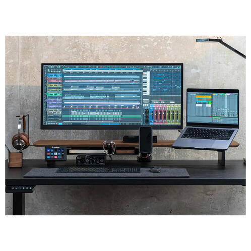 Balolo-Cockpit-Large-Monitor-Staender-Nussbaum-03.jpg Balolo-Cockpit-Large-Monitor-Staender-Nussbaum-03.jpg