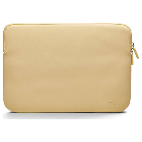 Trunk-Neopren-Sleeve-MB-Pro-14-M5-Pro-2026-Chardonnay-02.jpg