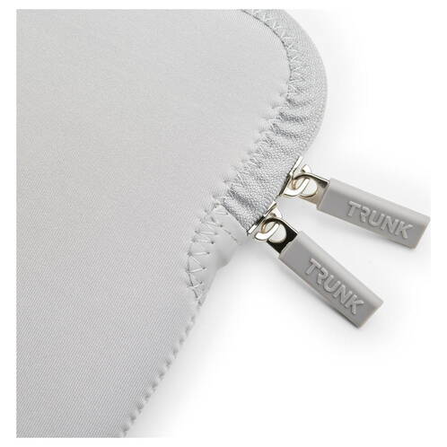 Trunk-Neopren-Sleeve-MB-Air-13-M4-2025-MacBook-Neo-MB-Air-13-M5-2026-Silber-04.jpg