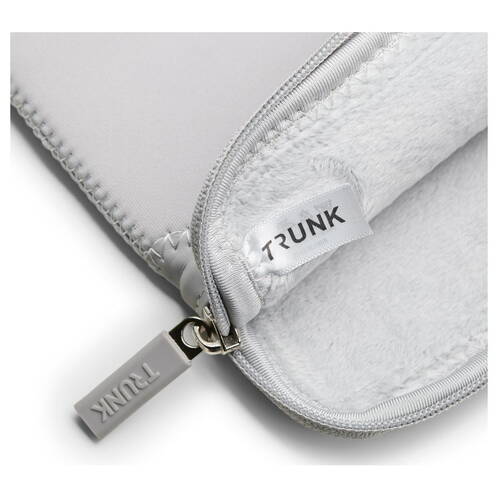 Trunk-Neopren-Sleeve-MB-Air-13-M4-2025-MacBook-Neo-MB-Air-13-M5-2026-Silber-06.jpg