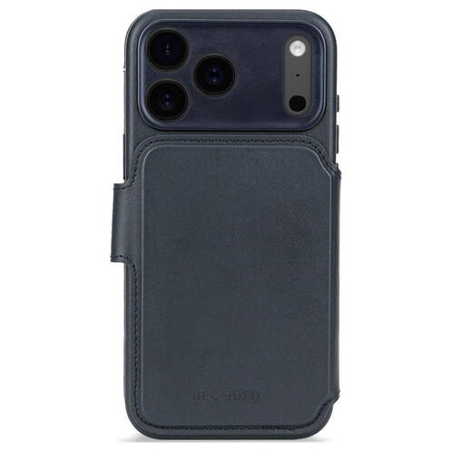 Decoded-Leder-Wallet-2-in-1-mit-MagSafe-iPhone-17-Pro-Blau-04.jpg