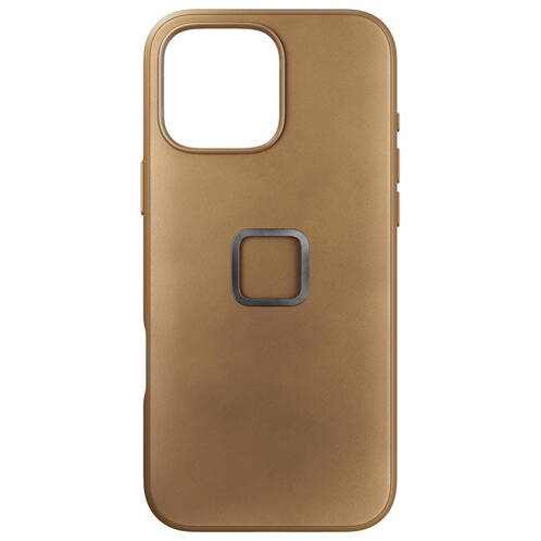 Peak-Design-Everyday-Clarino-Case-iPhone-16-Pro-Max-Tan-gebraeunt-01.jpg Peak-Design-Everyday-Clarino-Case-iPhone-16-Pro-Max-Tan-gebraeunt-01.jpg