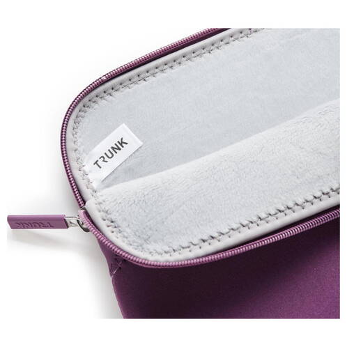Trunk-Neopren-Sleeve-MB-Air-15-M5-2026-Violett-02.jpg Trunk-Neopren-Sleeve-MB-Air-15-M5-2026-Violett-02.jpg