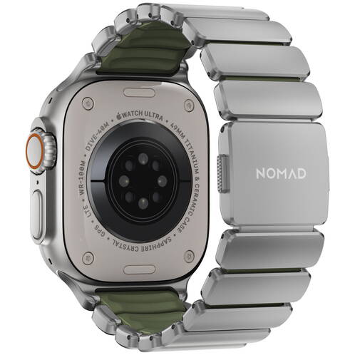Nomad-Stratos-Titanium-Armband-fuer-Apple-Watch-44-45-46-49-mm-Titan-Natur-03.jpg