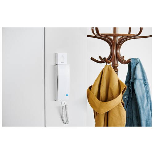 Nuki-Opener-fuer-Gegensprechanlage-Zutrittskontrolle-Weiss-02.jpg