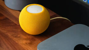 HomePod mini in Gelb