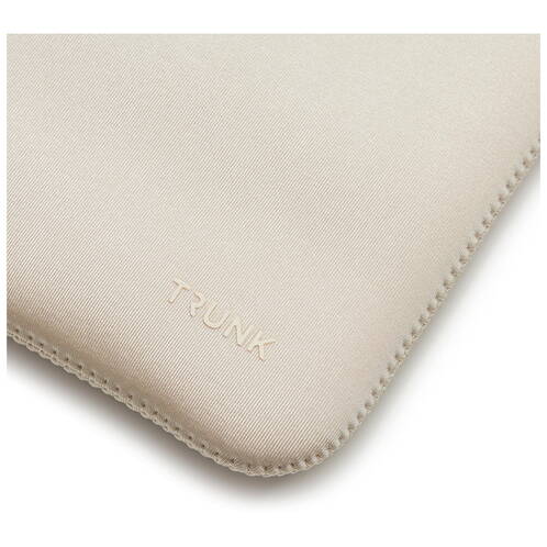 Trunk-Neopren-Sleeve-MB-Pro-14-M5-Pro-2026-Mondlicht-04.jpg