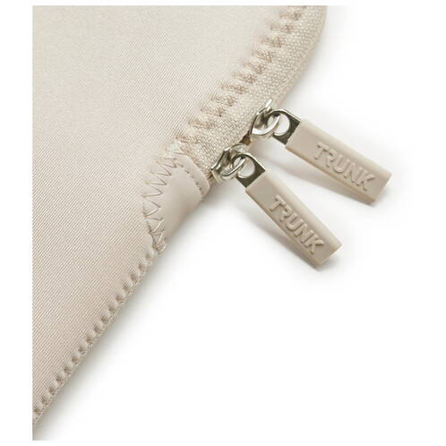 Trunk-Neopren-Sleeve-MB-Pro-14-M5-Pro-2026-Mondlicht-06.jpg