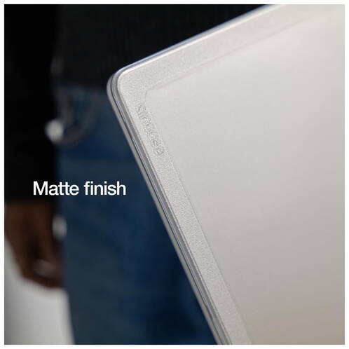 Incase-EDGE-Hardshell-MB-Neo-Transparent-02.jpg