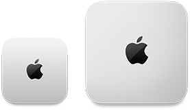 Zwei Mac mini Geräte, Oberseite, Aluminium in Silber, gerundete Ecken, glänzendes schwarzes Apple Logo in der Mitte, das Gerät auf der linken Seite ist die neuere Version und nicht mal halb so gross wie das Gerät auf der rechten Seite