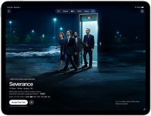 iPad Air, Vorderansicht, das Display zeigt Severance in der Apple TV App