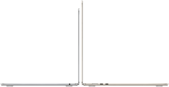 Geöffnete 13" und 15" MacBook Air Modelle, die mit den Rückseiten zueinander stehen