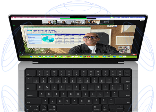 Das MacBook Pro umgeben von Illustrationen mit blauen Kreisen, die das 3D Feeling von 3D Audio symbolisieren − auf dem Display nutzt eine Person die Moderatorenmaske in einem Zoom Videomeeting, um vor dem präsentierten Inhalt zu erscheinen