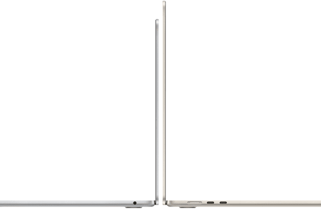 Vue latérale de MacBook Air 13 et 15 pouces en finitions argent et lumière stellaire, ouverts et dos à dos